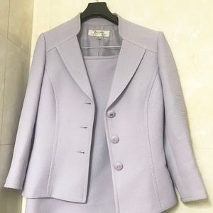 Women suit